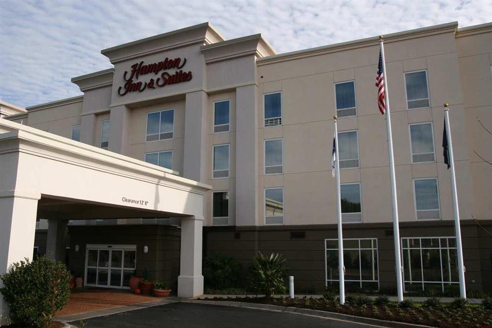 Hampton Inn & Suites Клинтън Екстериор снимка